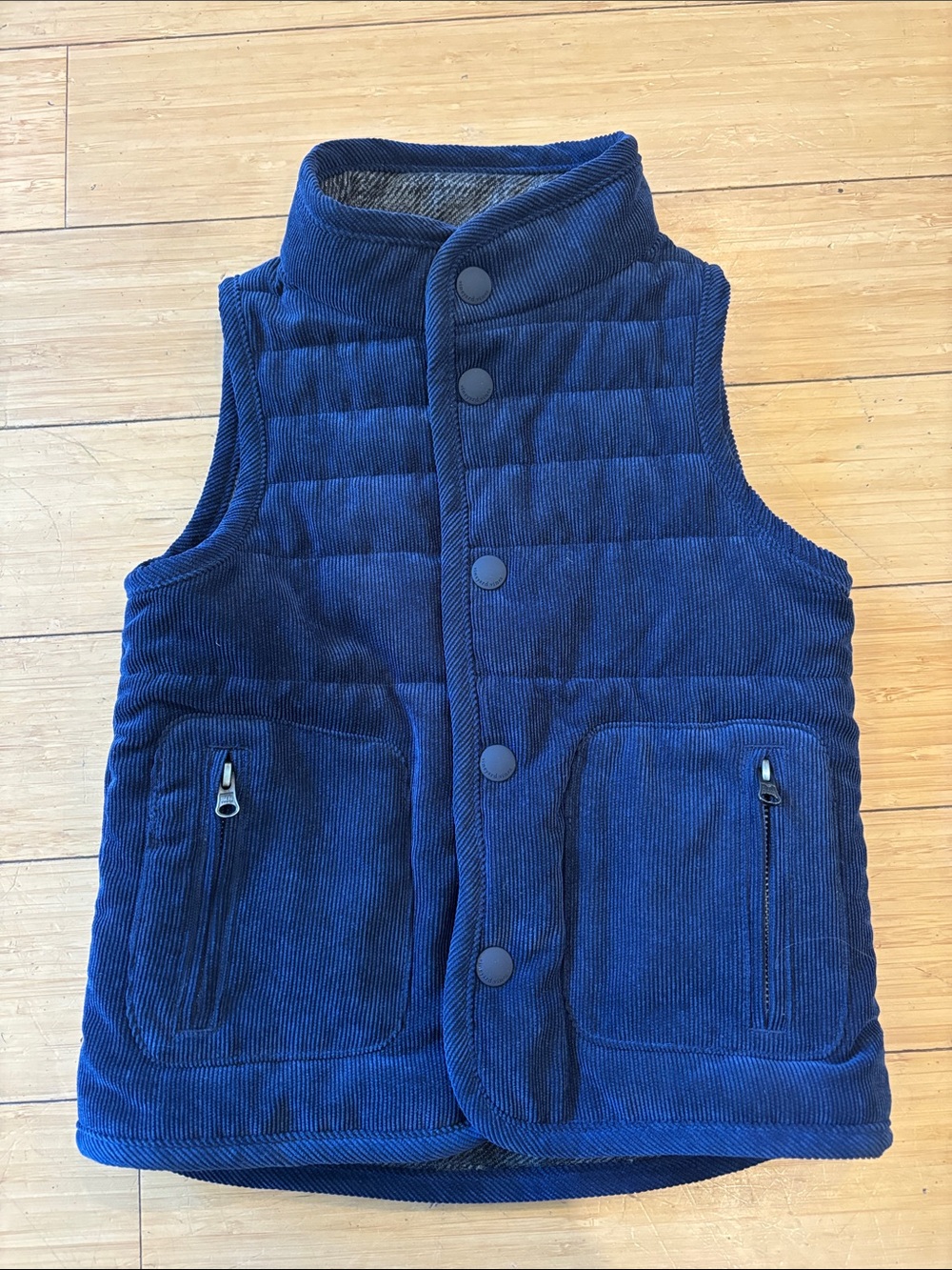 Vineyard Vines 3T vest